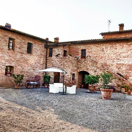 Agriturismo San Pierino Villa Monteroni d'Arbia Luaran gambar