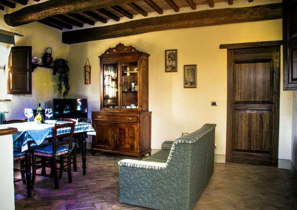 Agriturismo San Pierino Villa Monteroni d'Arbia Luaran gambar