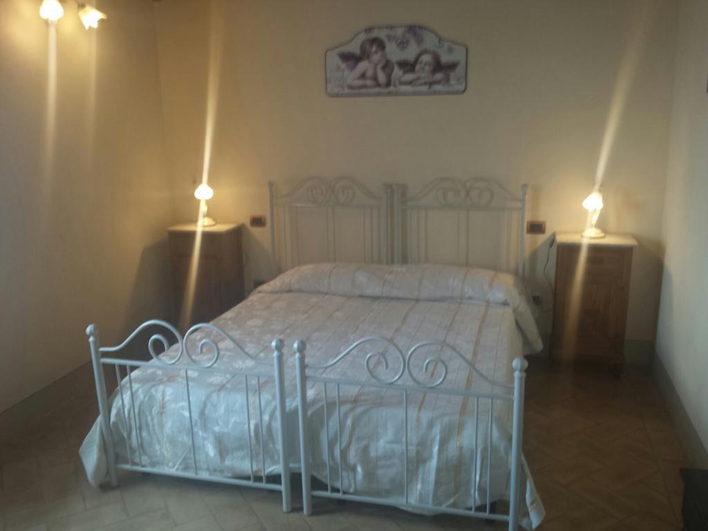 Agriturismo San Pierino Monteroni d'Arbia Luaran gambar