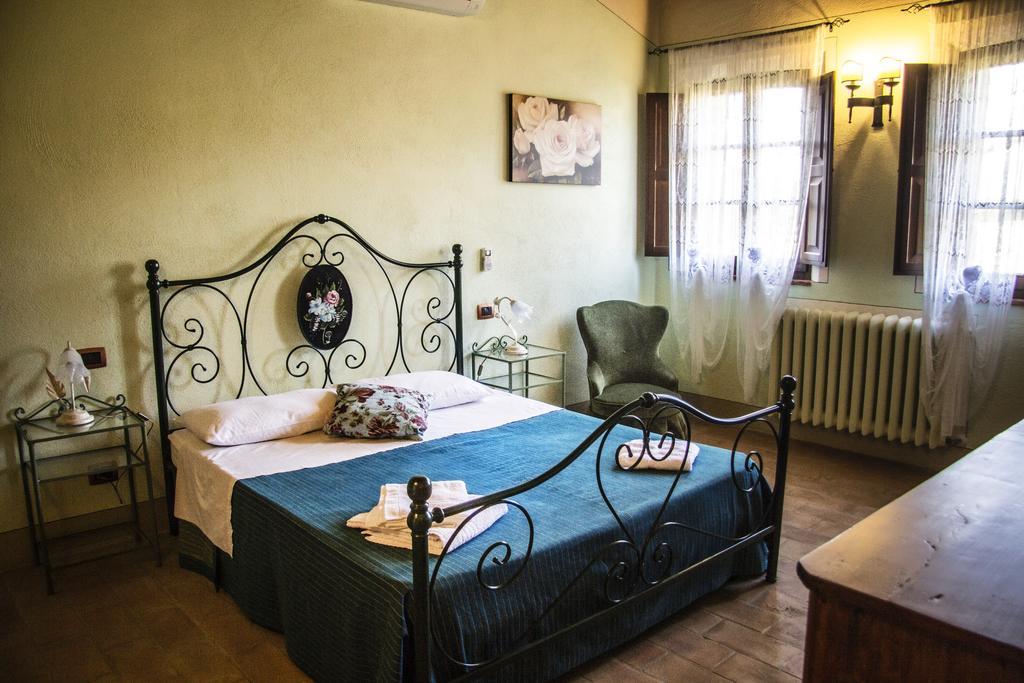 Agriturismo San Pierino Monteroni d'Arbia Luaran gambar