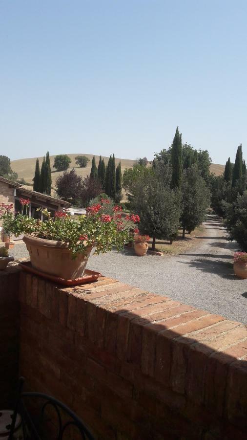 Agriturismo San Pierino Monteroni d'Arbia Luaran gambar