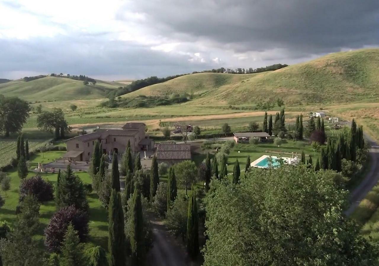 Agriturismo San Pierino Monteroni d'Arbia Luaran gambar